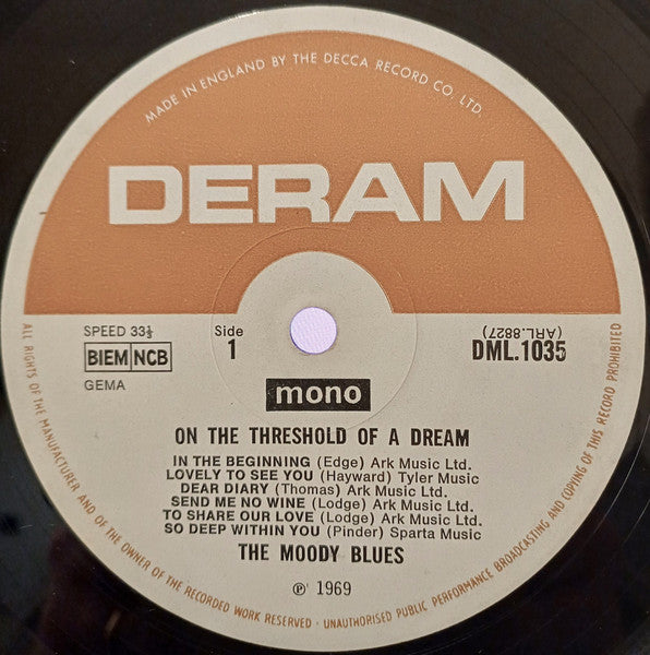 Moody Blues, The - On The Threshold Of A Dream (tweedehands LP) - Velvet Music