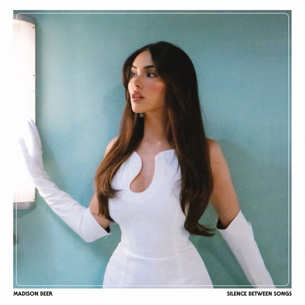 Madison Beer - Silence between songs (CD)