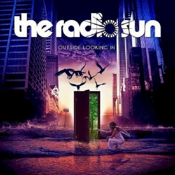 Radio Sun - Outside looking in (CD)