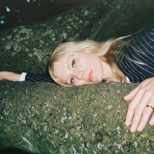 Alice Costelloe - Move on with the year (LP) - Velvet Music