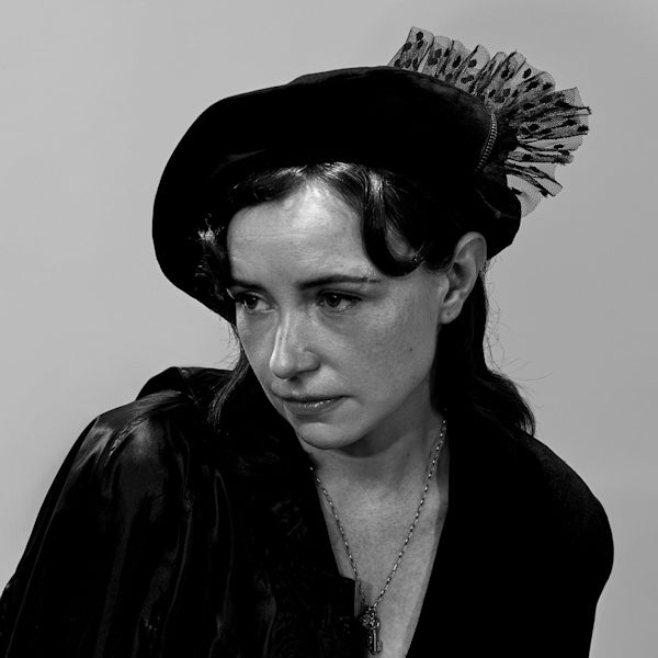 Laura Groves - Radio red (LP) - Velvet Music
