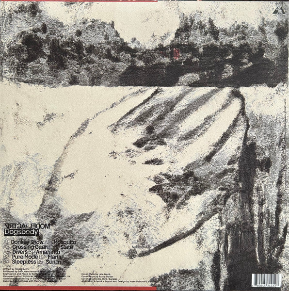 Model/Actriz - Dogsbody (LP) - Velvet Music